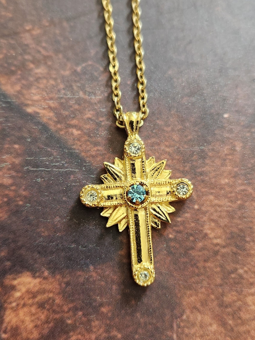 Lovely Avon Crystal Cross Necklace With Light Aqua Center Stone